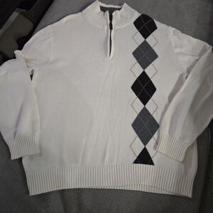Oscar de la Renta Cream and Black Argyle Zip-Up Sweater